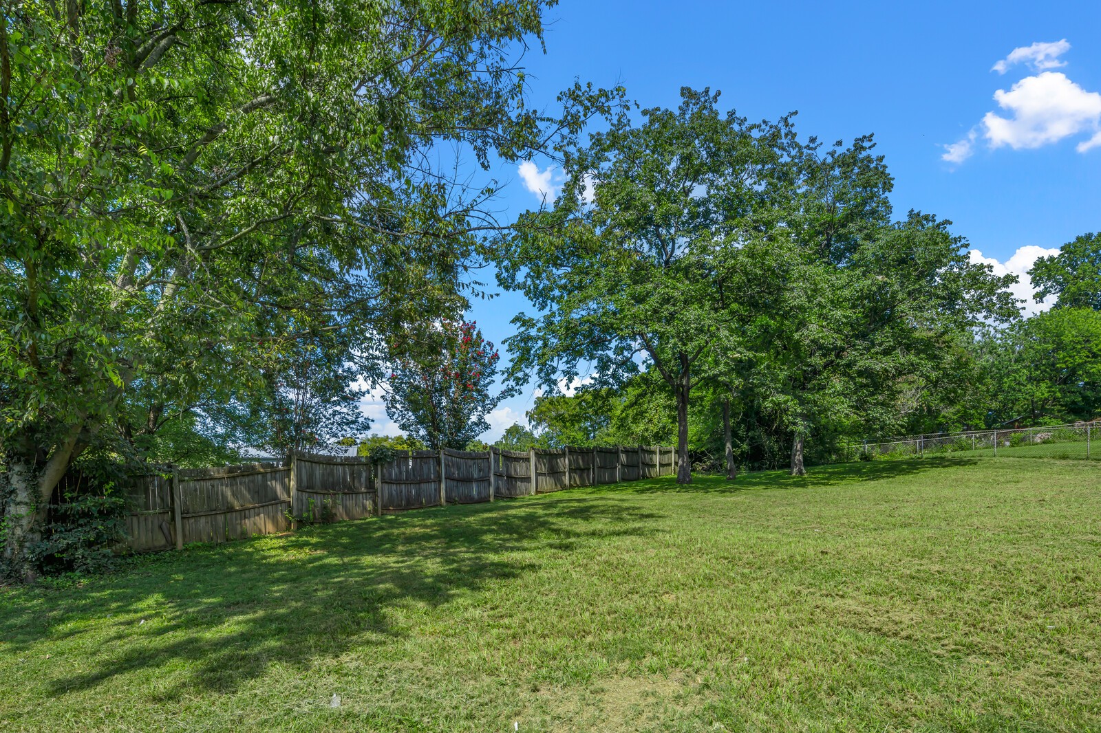 112 Crossroad Dr