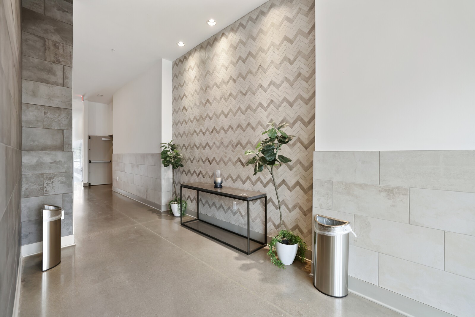 1638 54th Ave, N Unit: 318