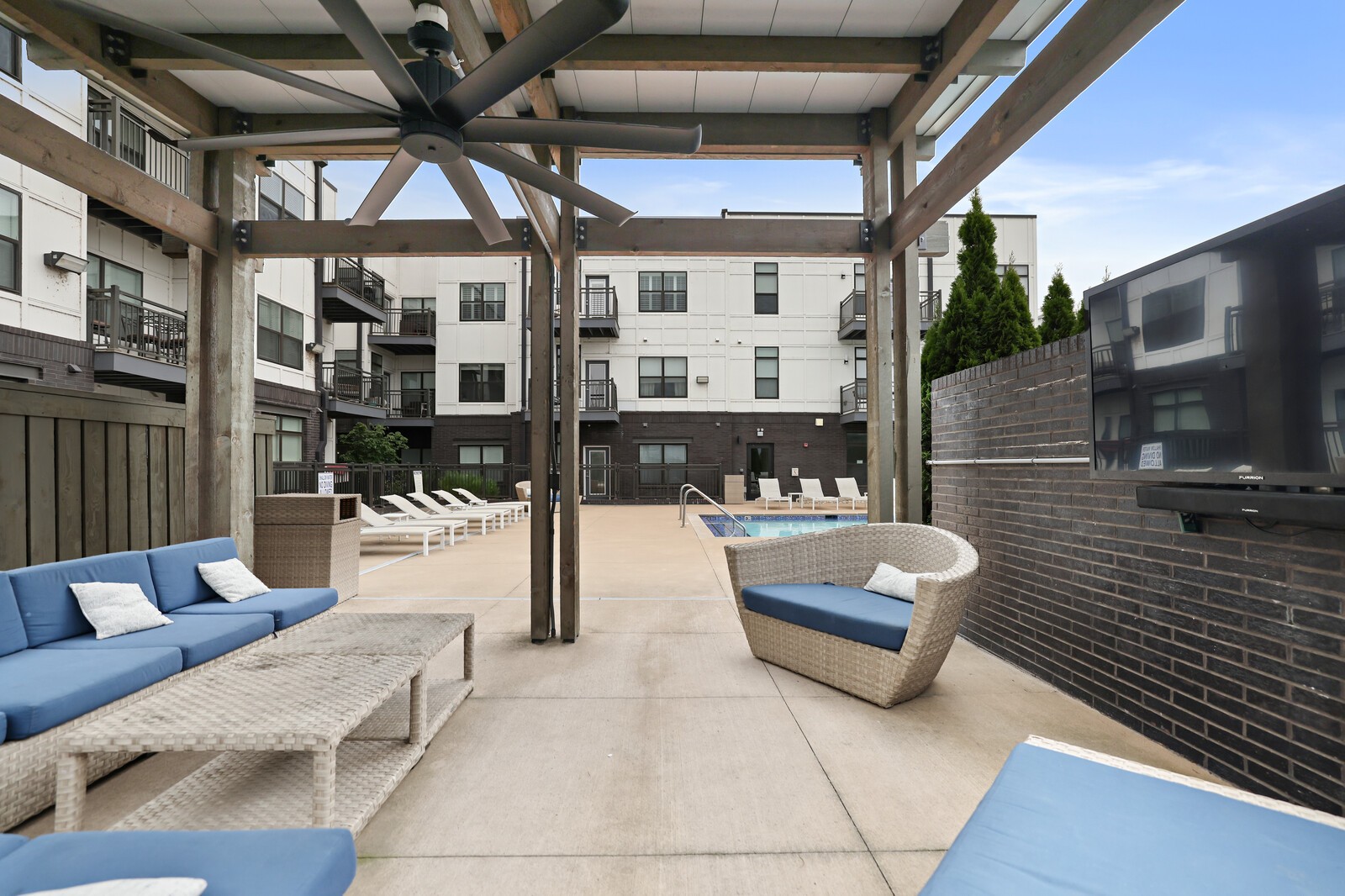 1638 54th Ave, N Unit: 318
