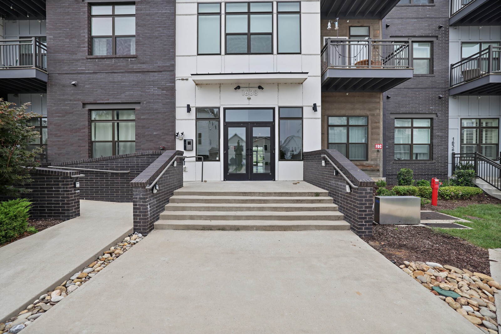 1638 54th Ave, N Unit: 318