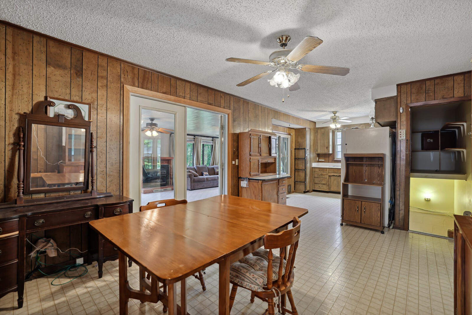 121 Lynhurst Cir