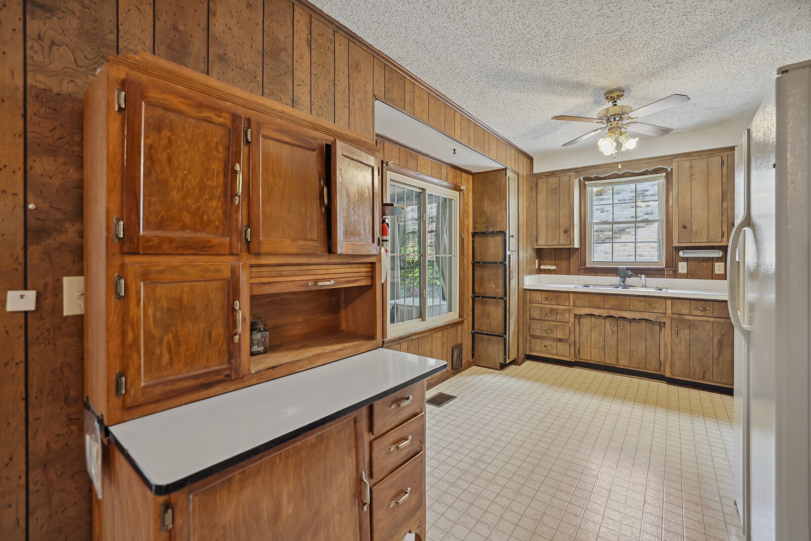 121 Lynhurst Cir