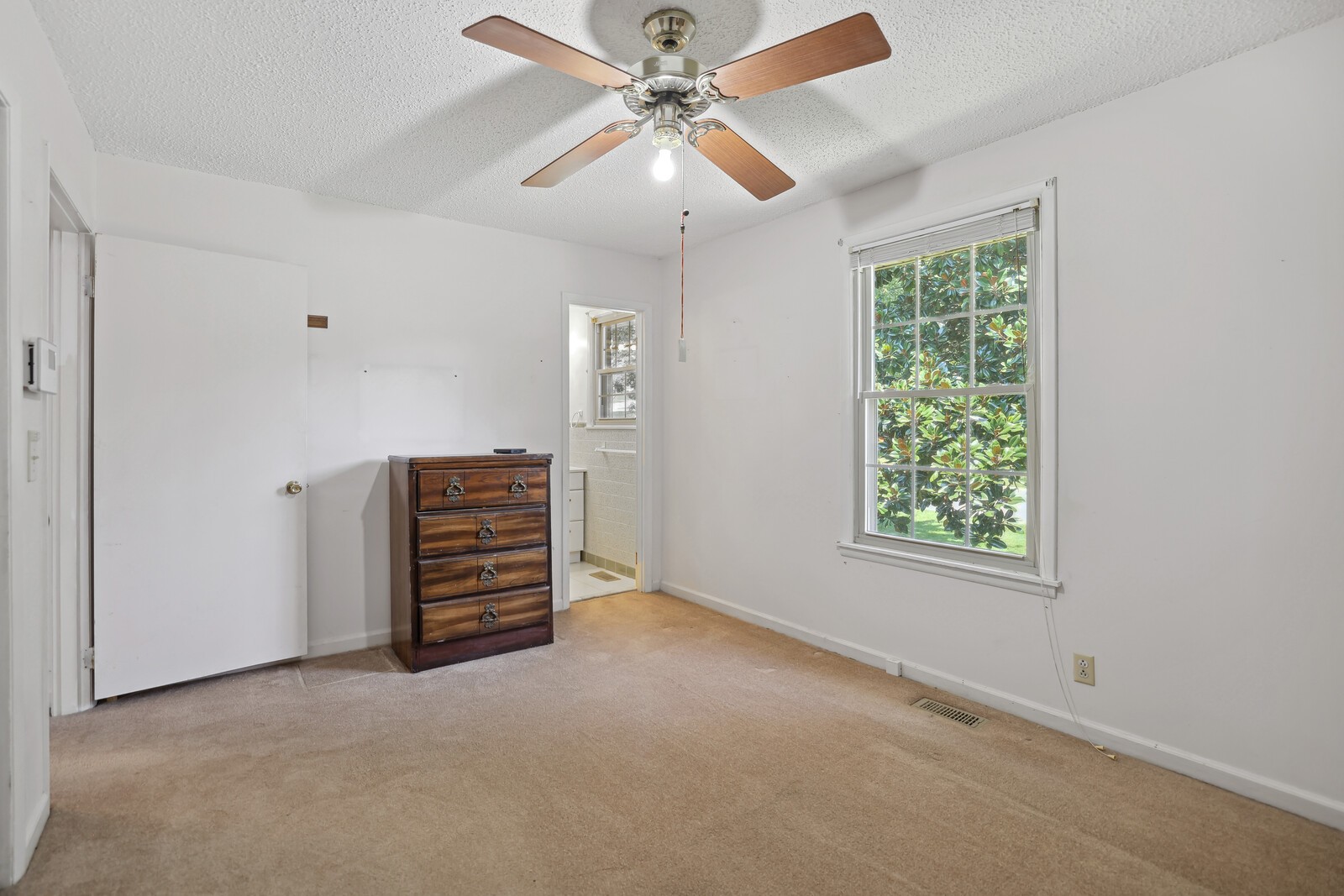 121 Lynhurst Cir
