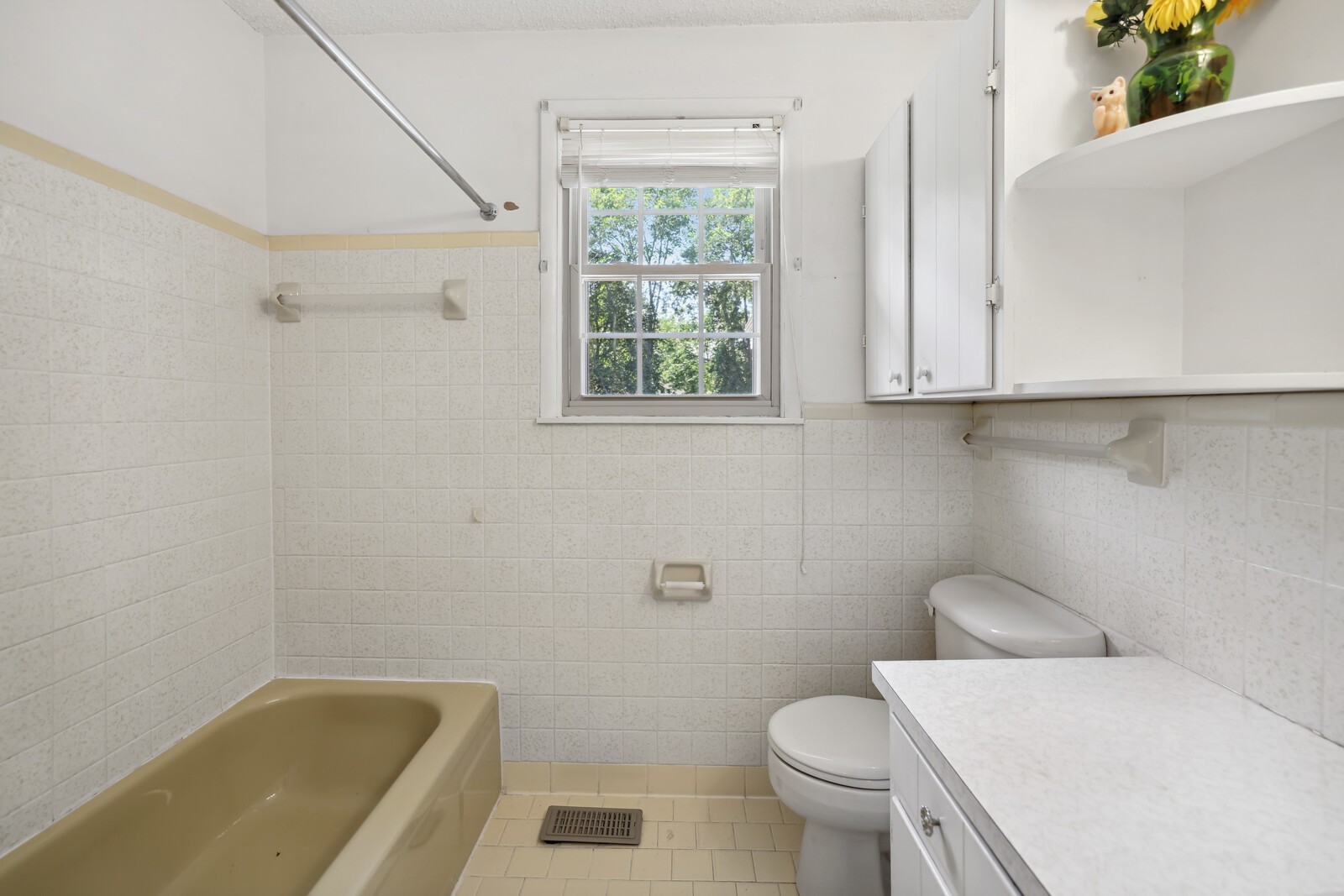 121 Lynhurst Cir