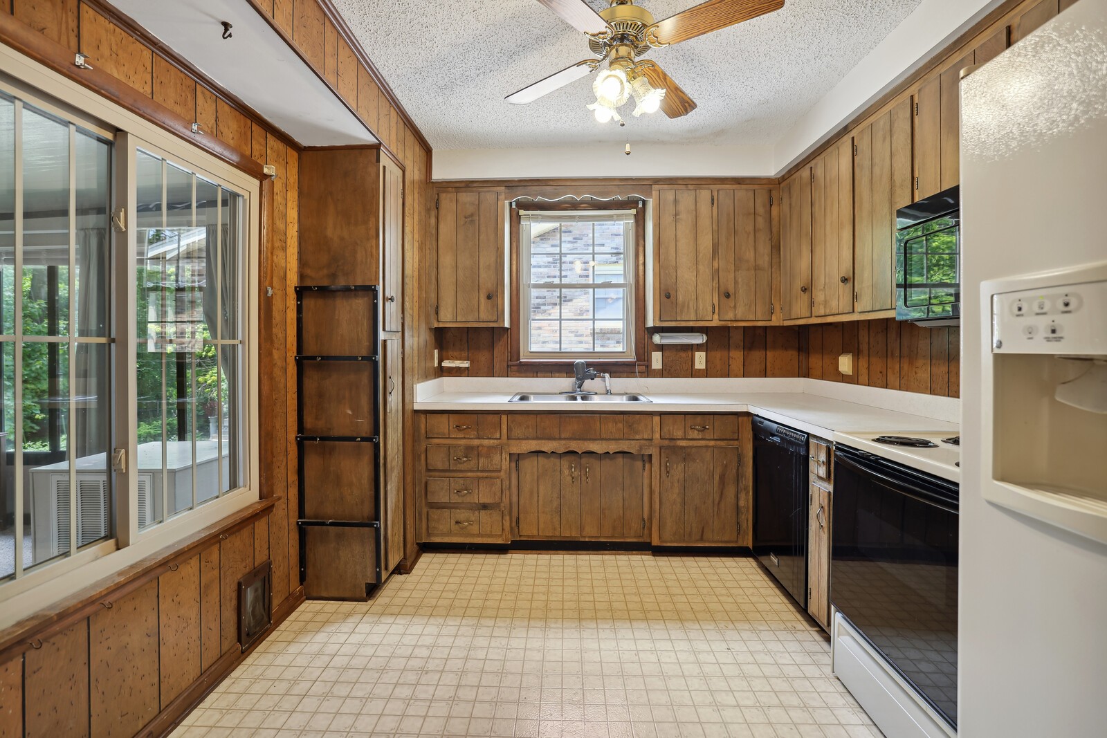 121 Lynhurst Cir