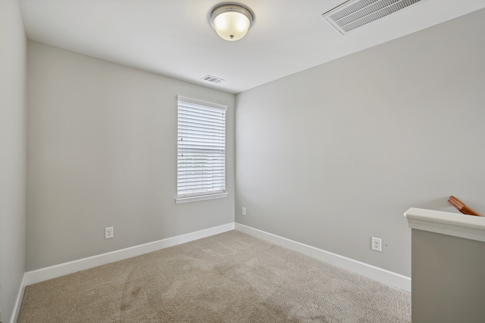 739 Westcott Ln
