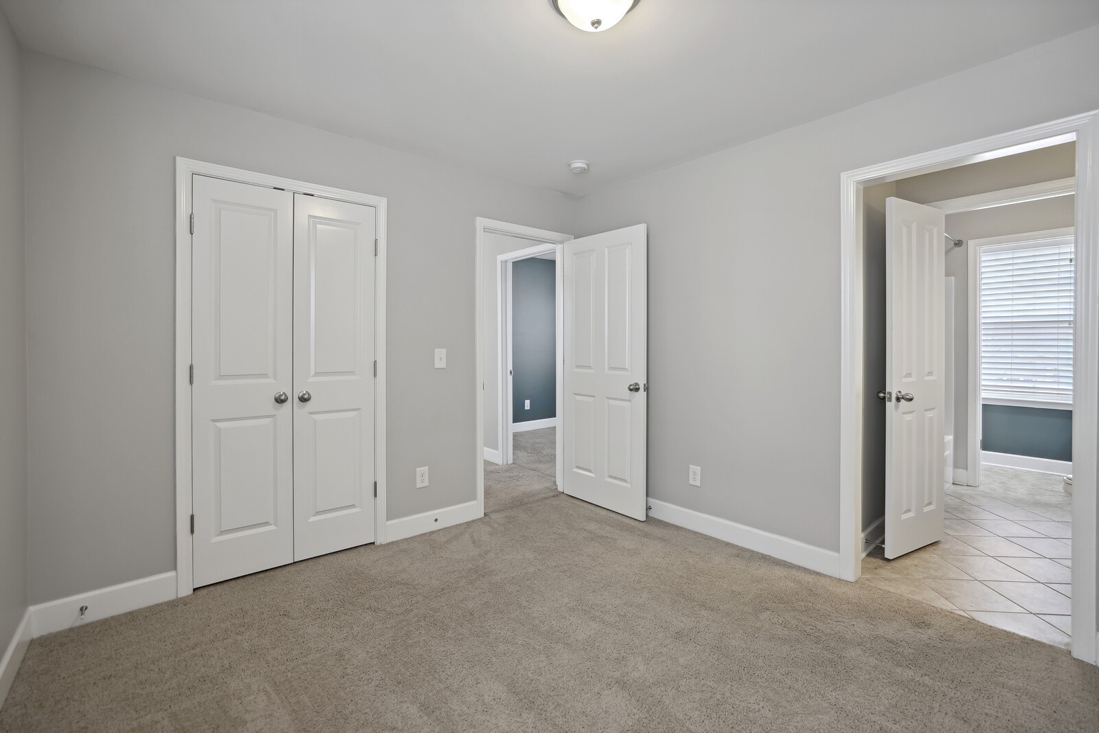 739 Westcott Ln