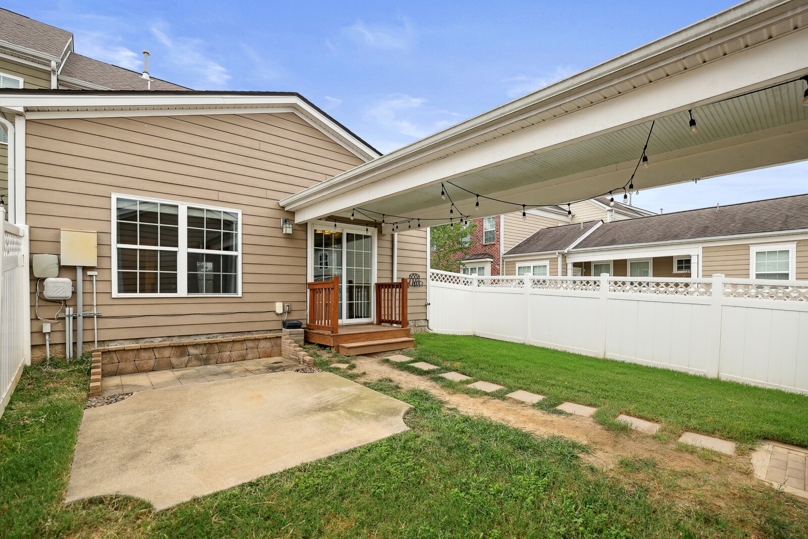 739 Westcott Ln