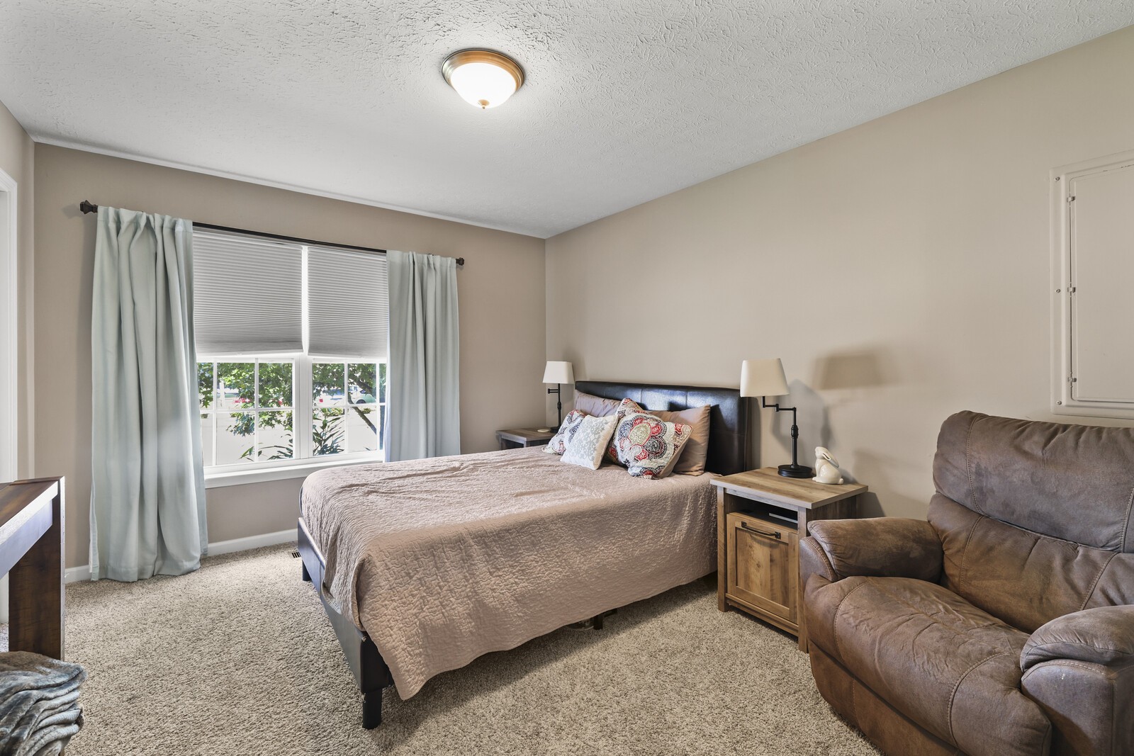 602 Arabian Ln