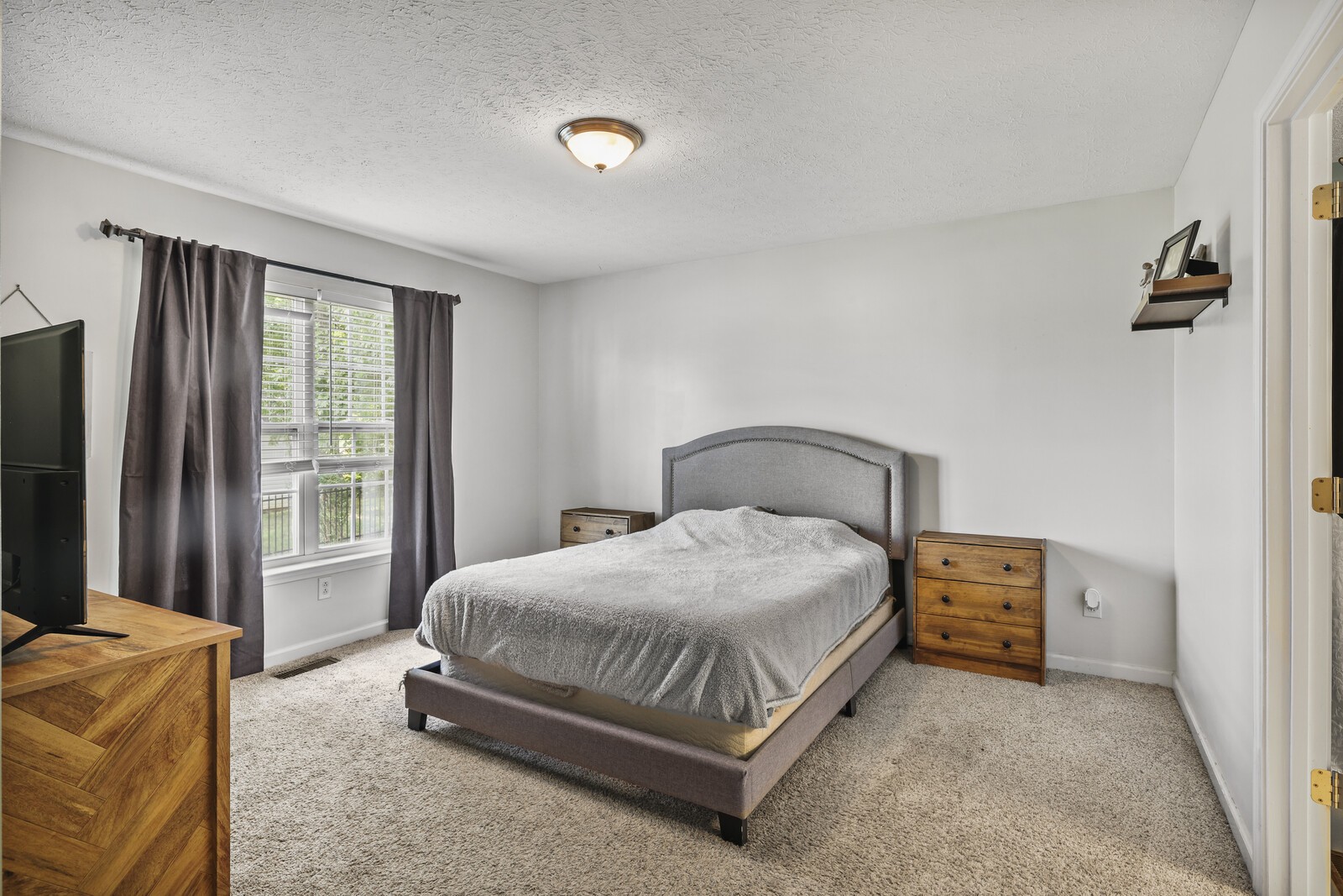 602 Arabian Ln