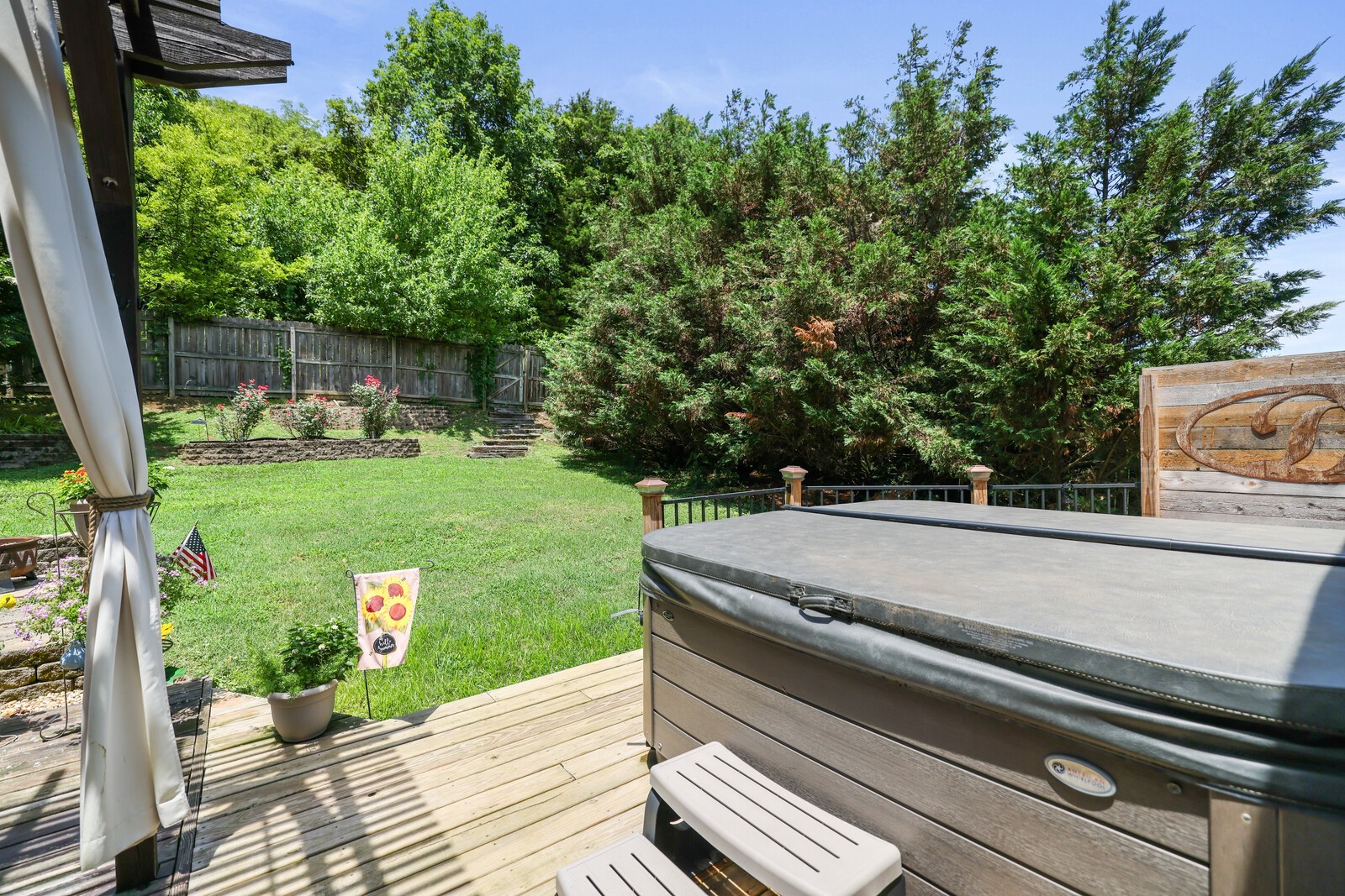 128 Paige Park Ln