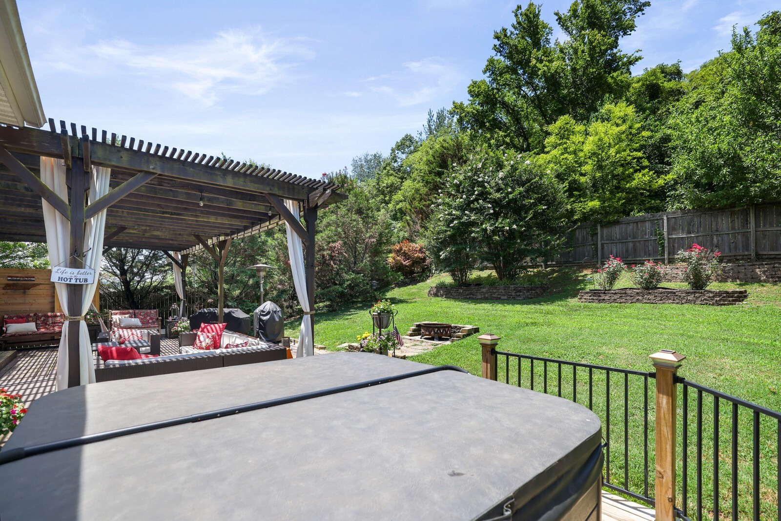128 Paige Park Ln