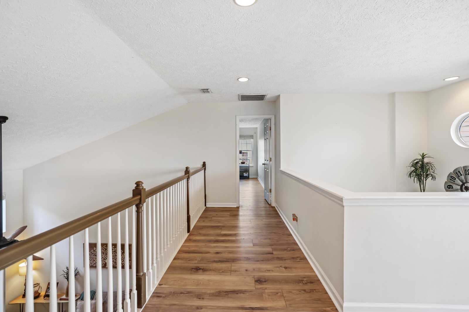 128 Paige Park Ln