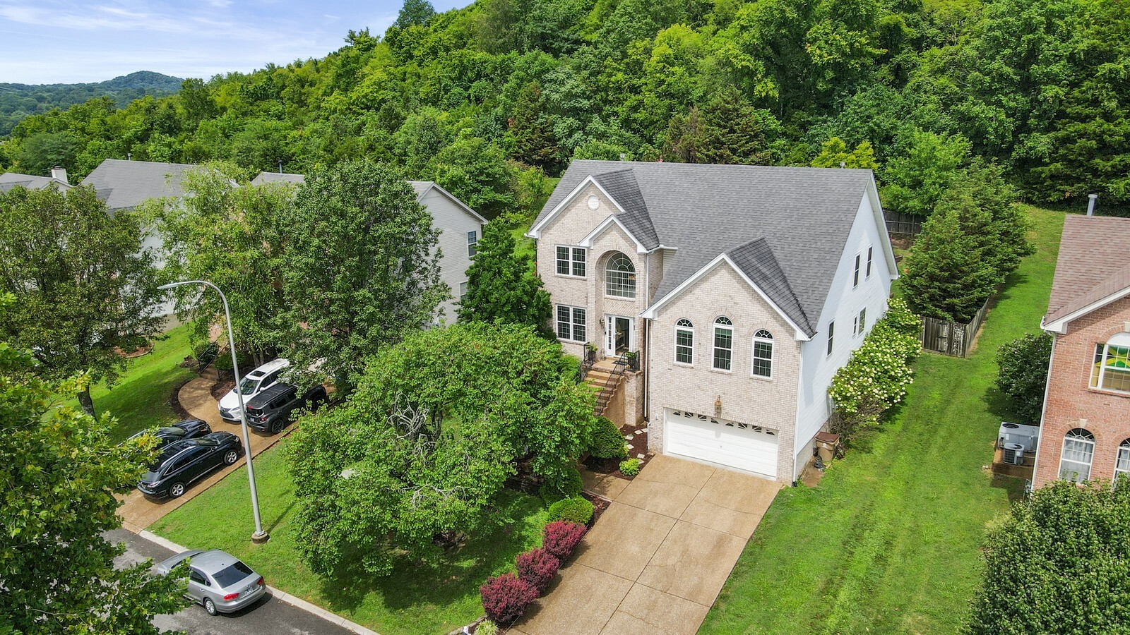 128 Paige Park Ln