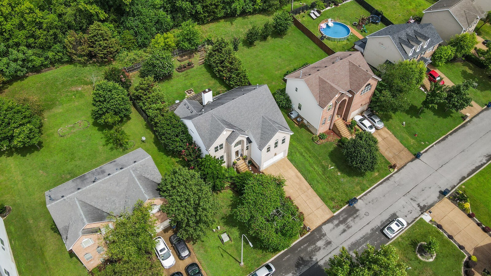 128 Paige Park Ln