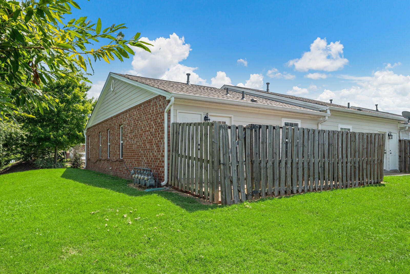 1040 Charlie Daniels Pkwy Unit: 124