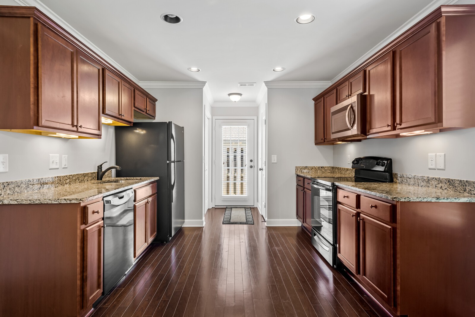 1040 Charlie Daniels Pkwy Unit: 124