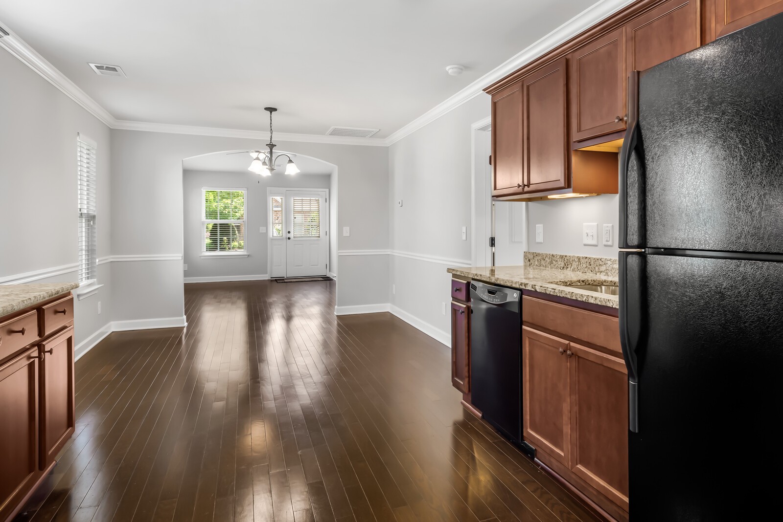 1040 Charlie Daniels Pkwy Unit: 124