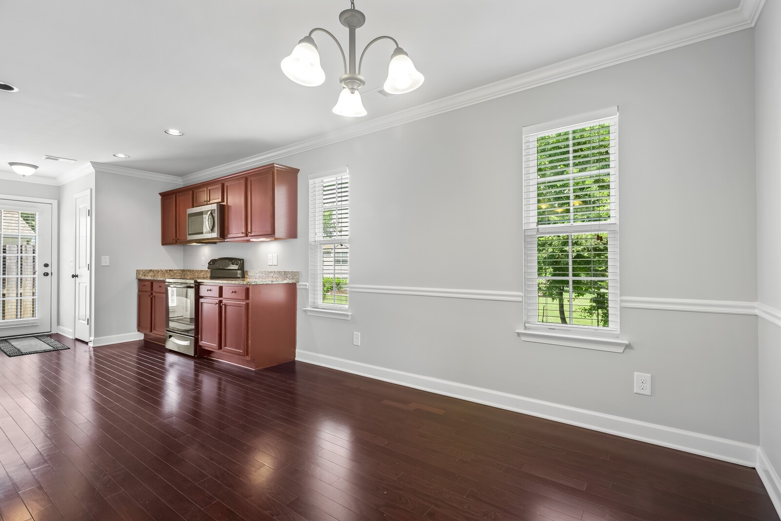 1040 Charlie Daniels Pkwy Unit: 124