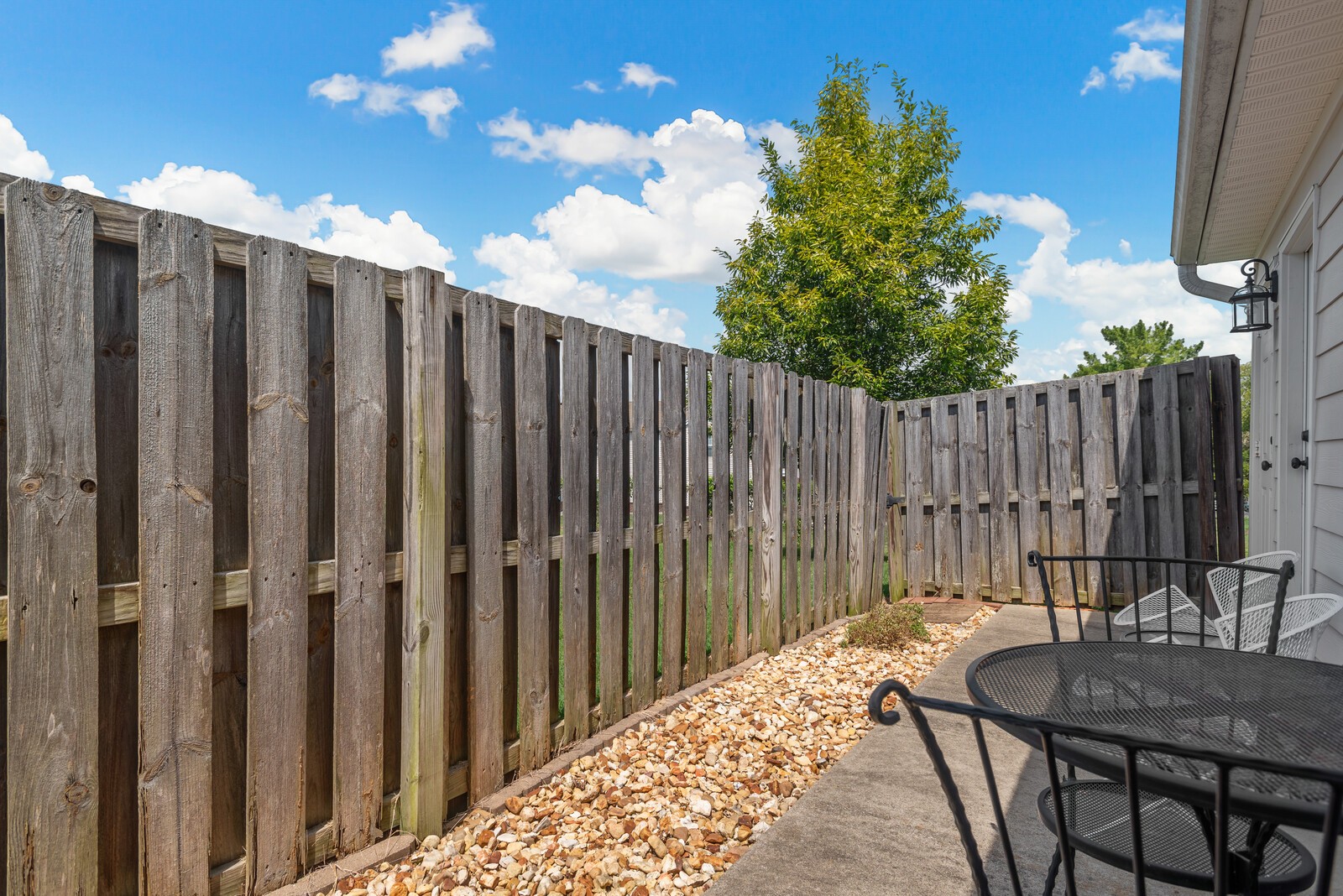 1040 Charlie Daniels Pkwy Unit: 124