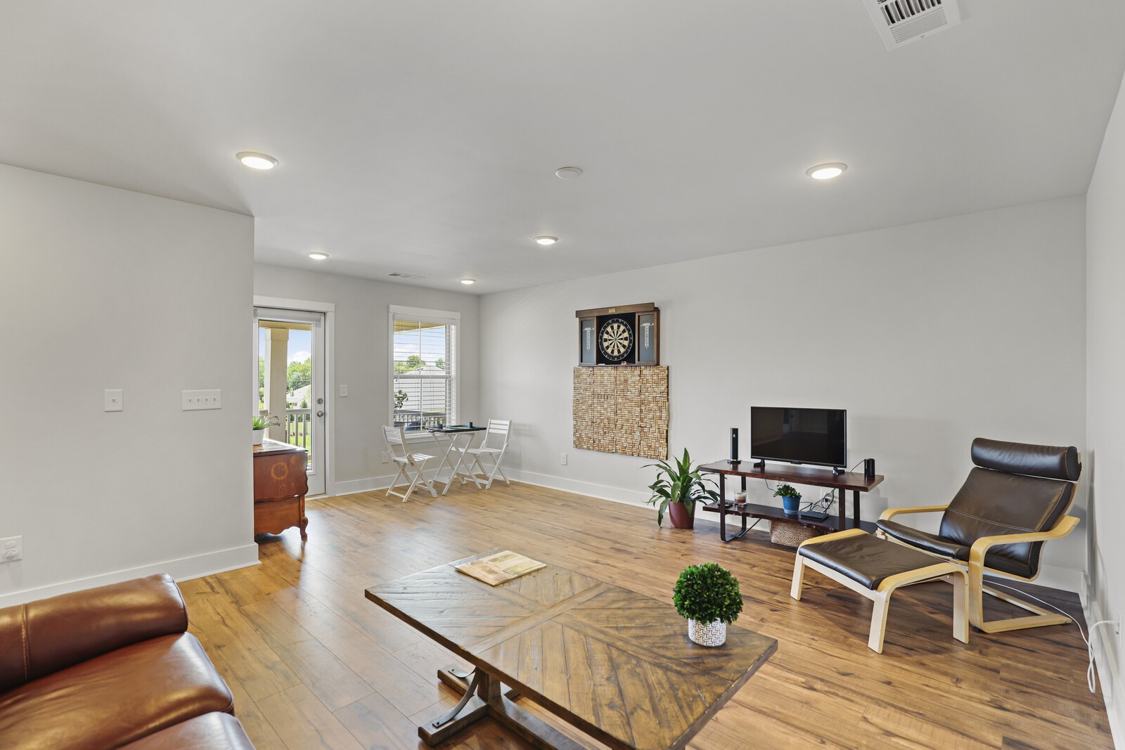 1147 Brixworth Dr