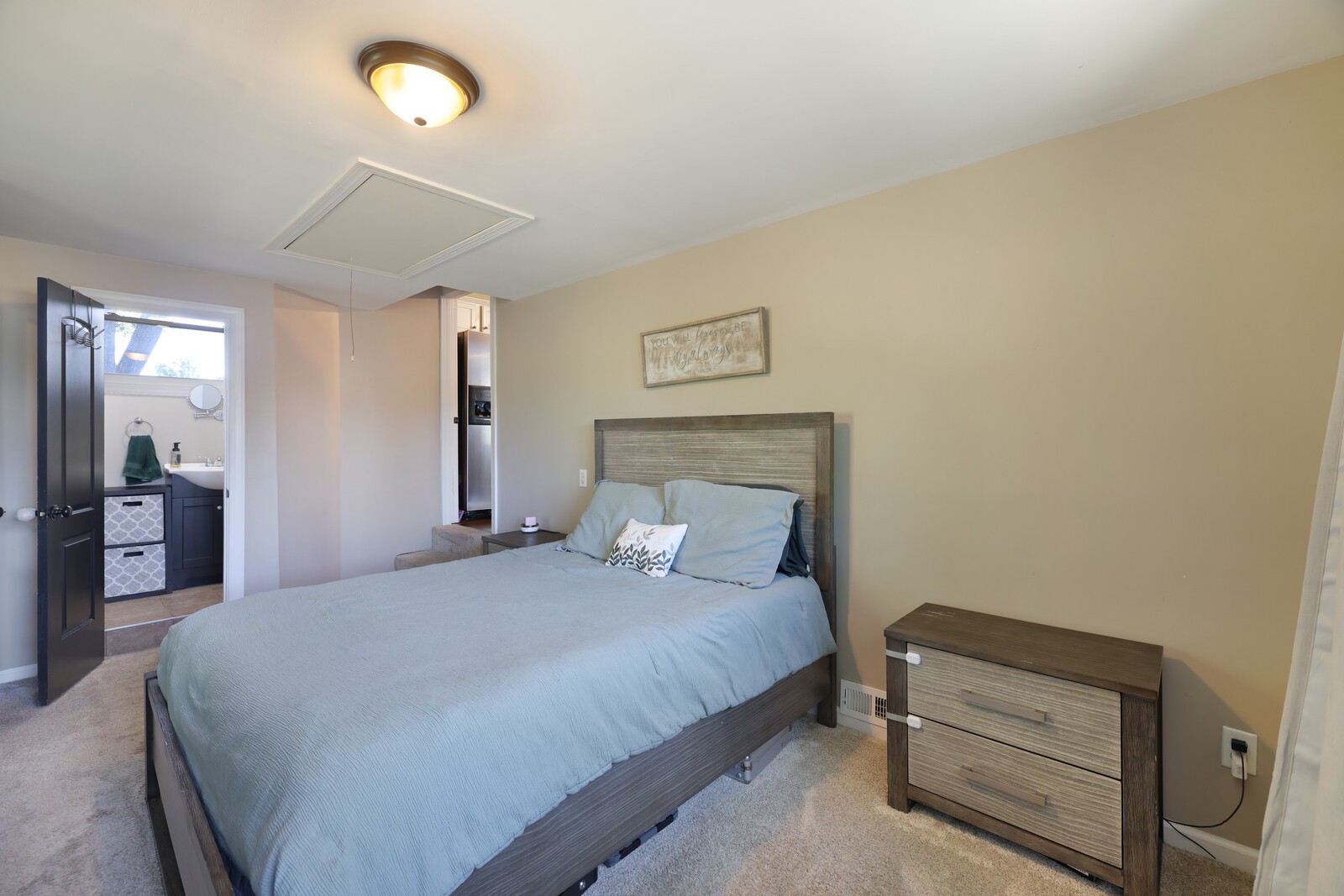 201 Belaire Dr