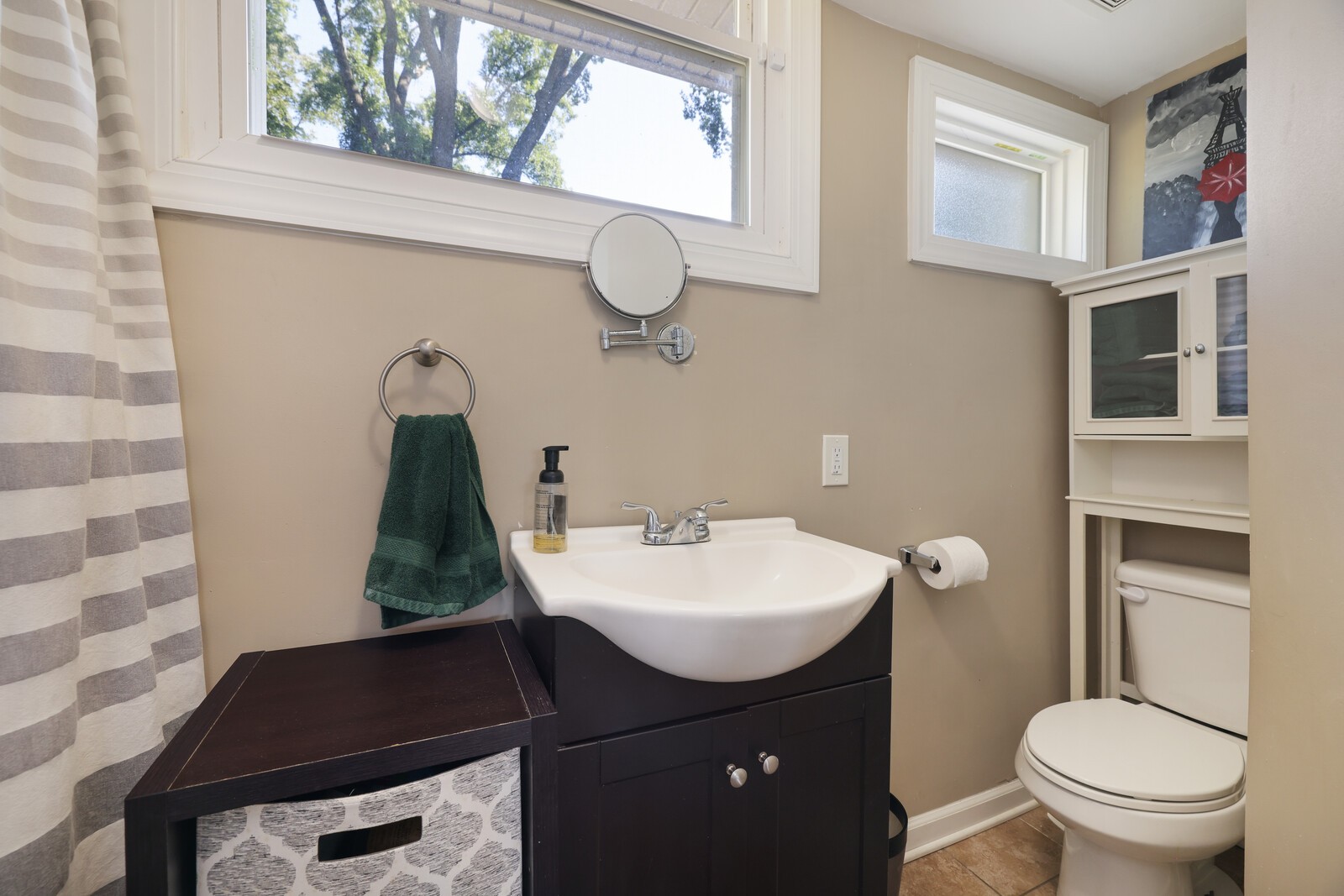 201 Belaire Dr