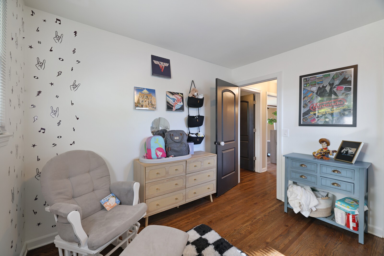 201 Belaire Dr