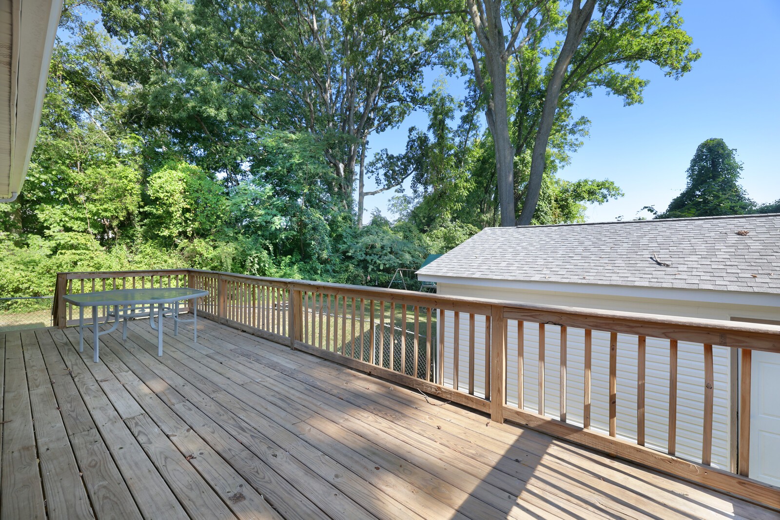 201 Belaire Dr