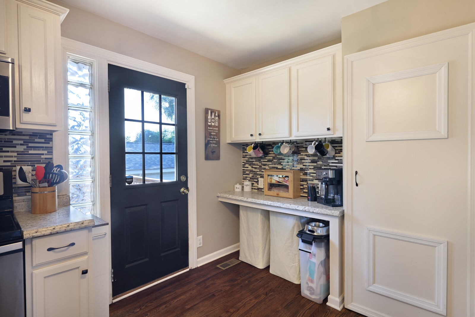 201 Belaire Dr