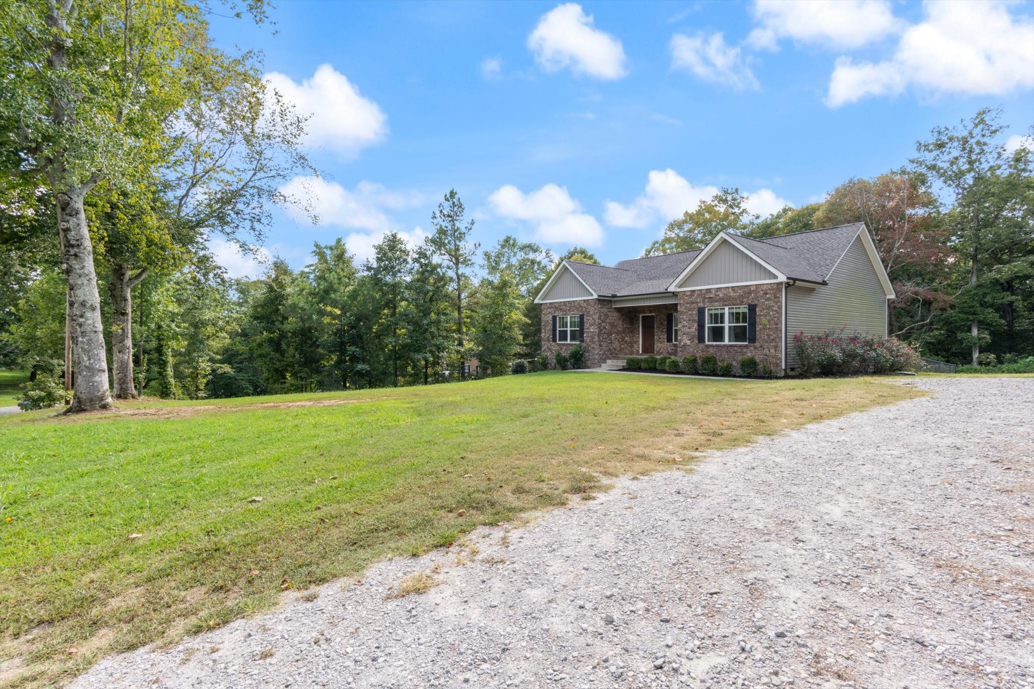 643 Sycamore Rd