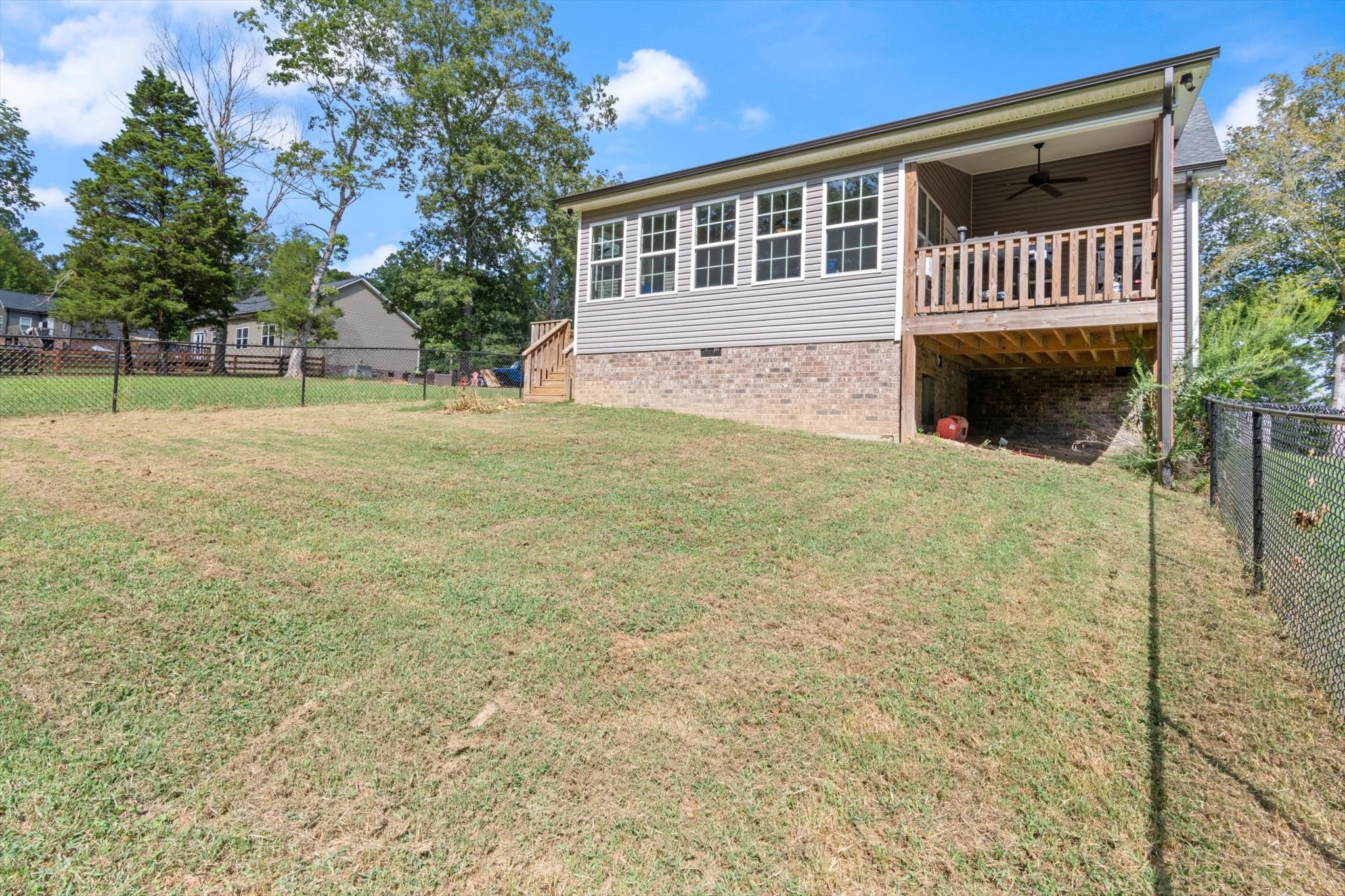 643 Sycamore Rd