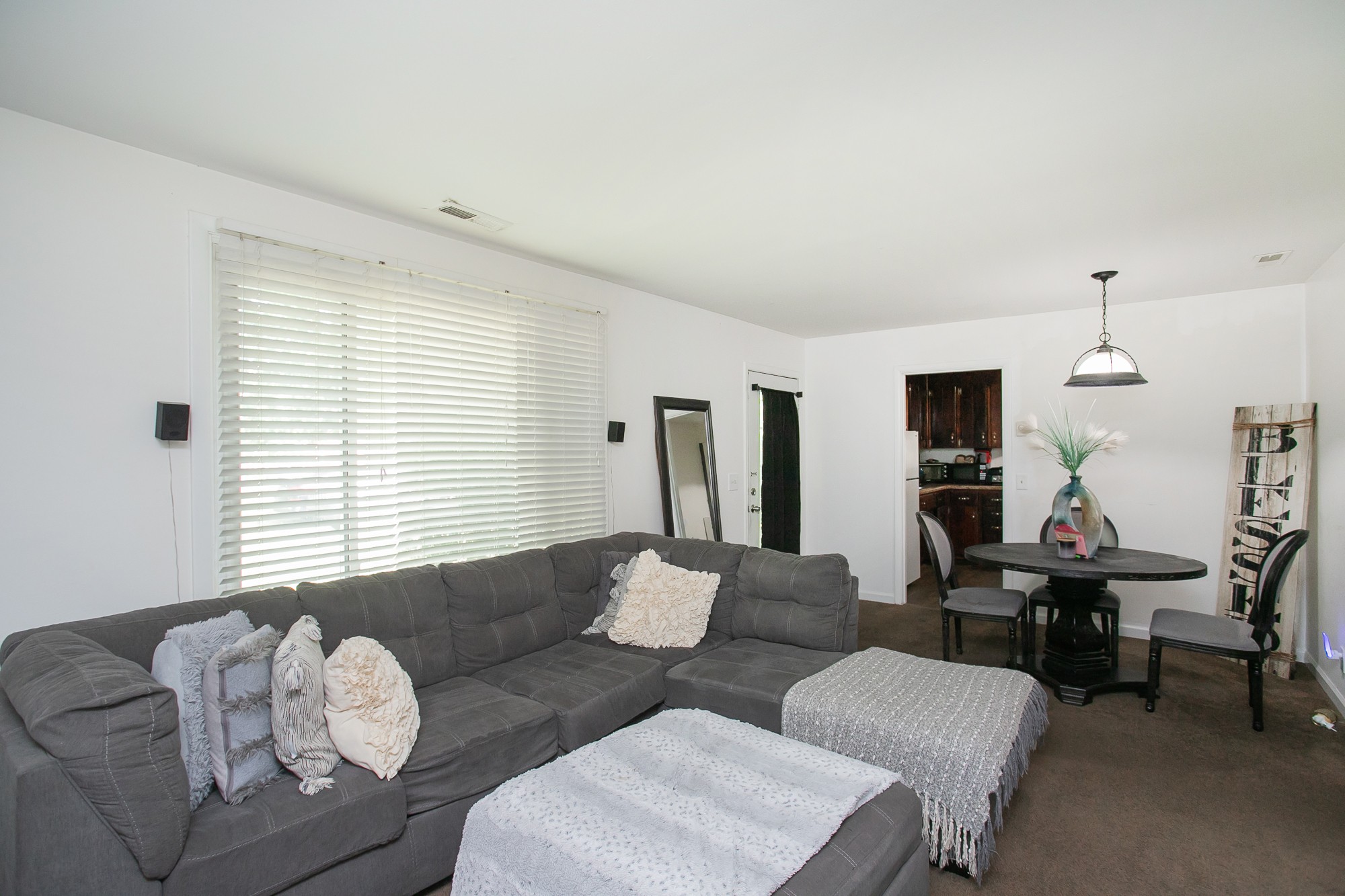 1236 Briarville Rd