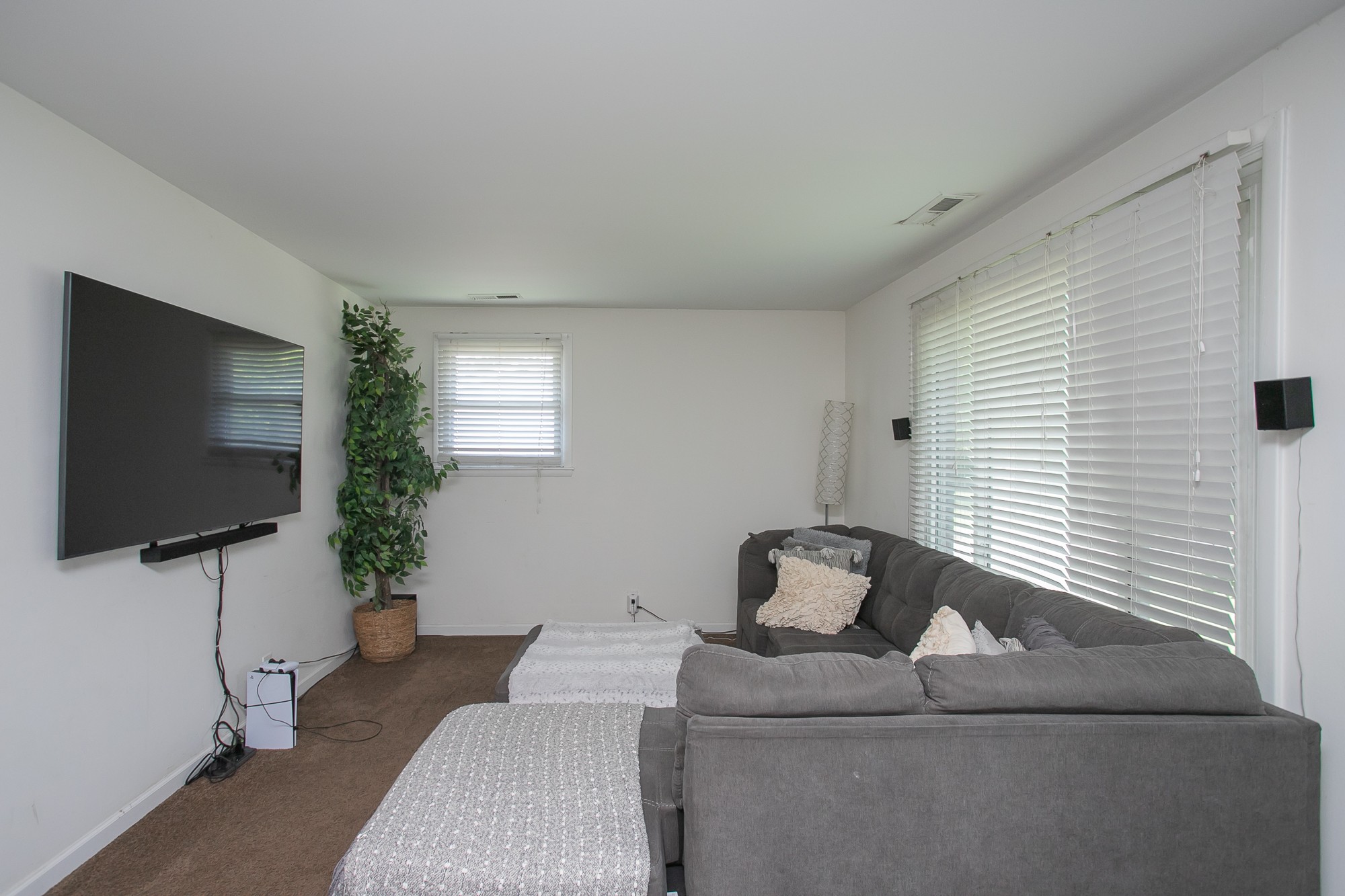 1236 Briarville Rd