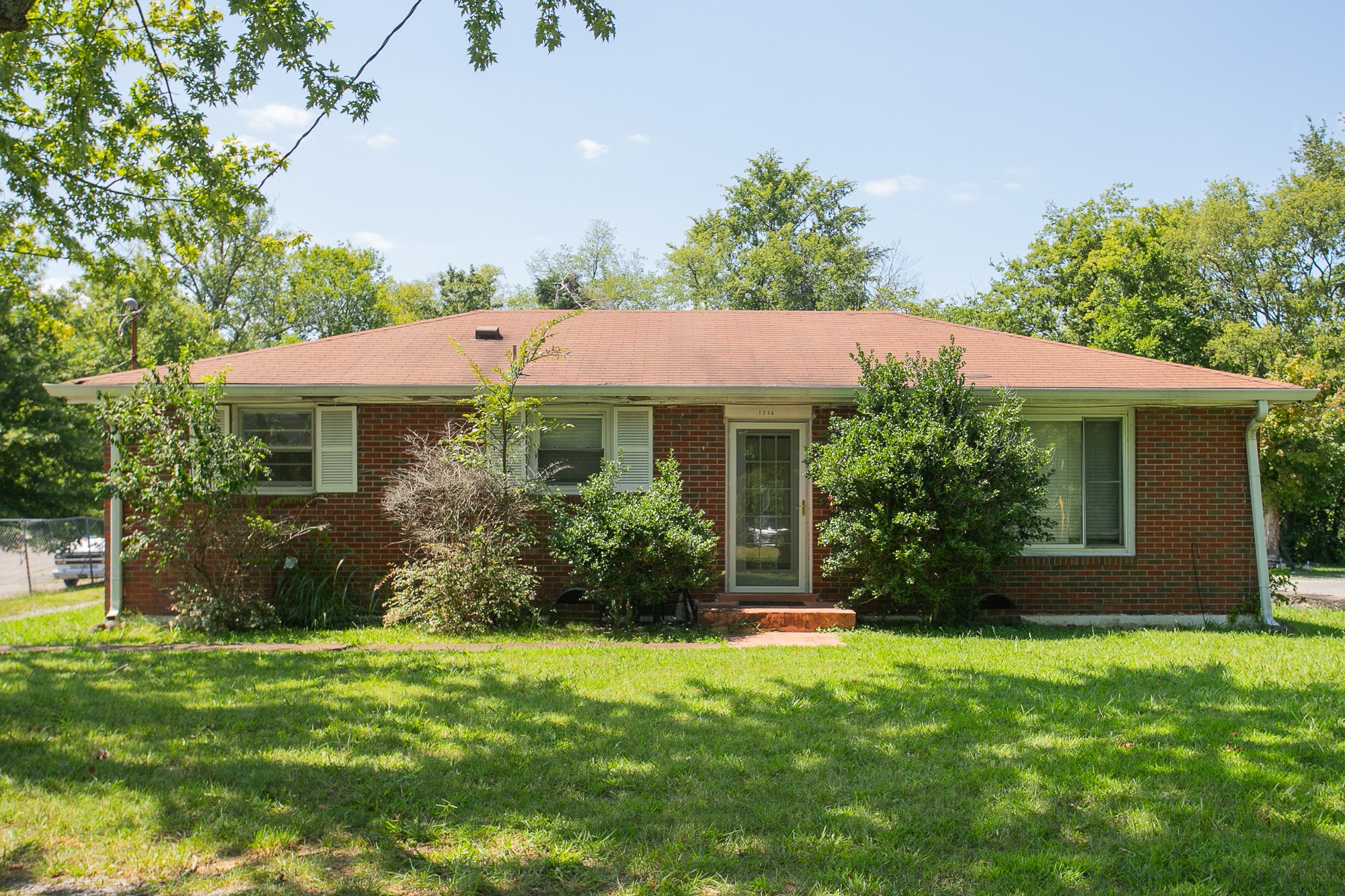 1236 Briarville Rd