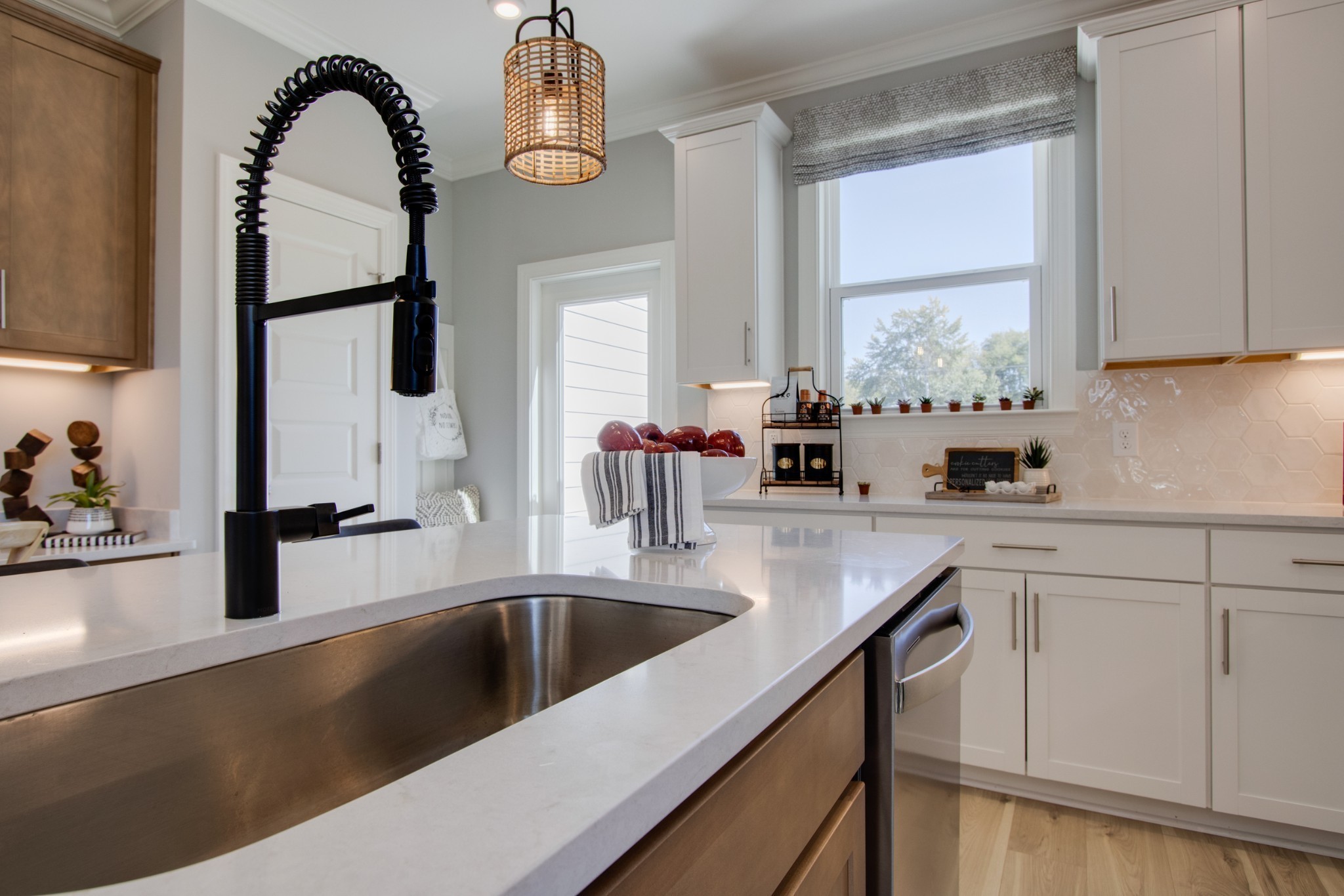 5126 Dayflower Drive