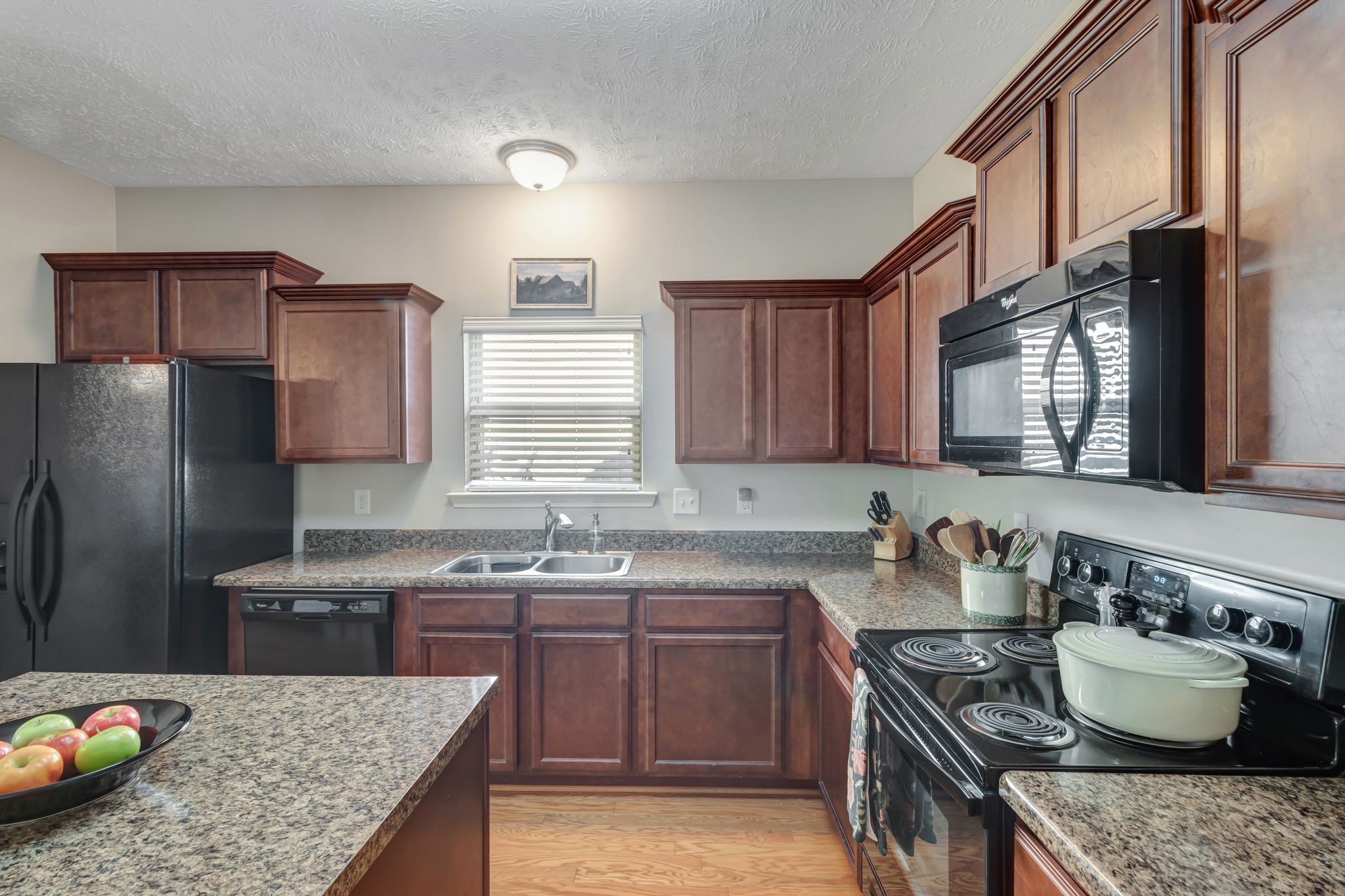 3012 Katonka Dr