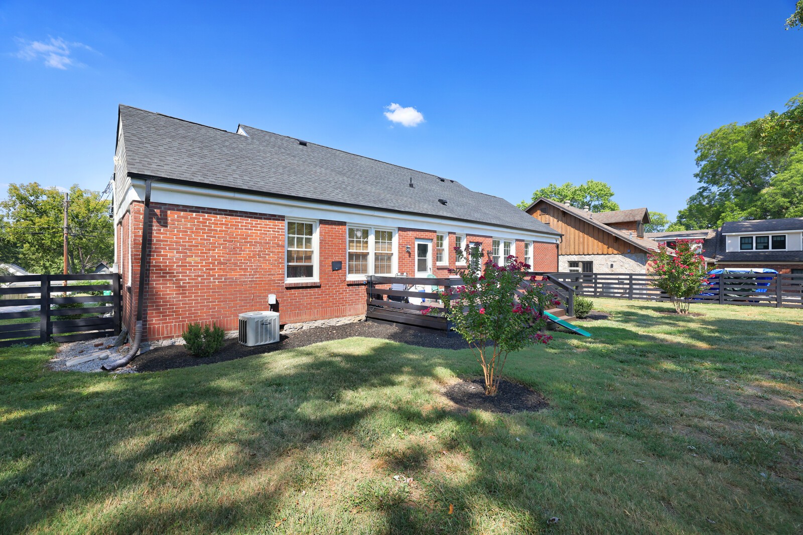 1608 Sumner Ave