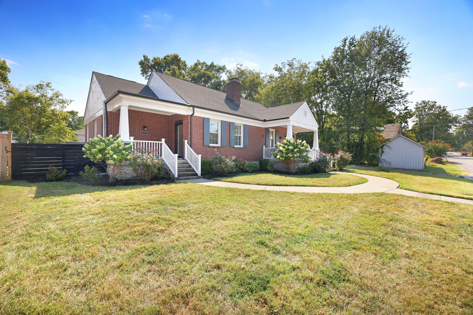 1608 Sumner Ave