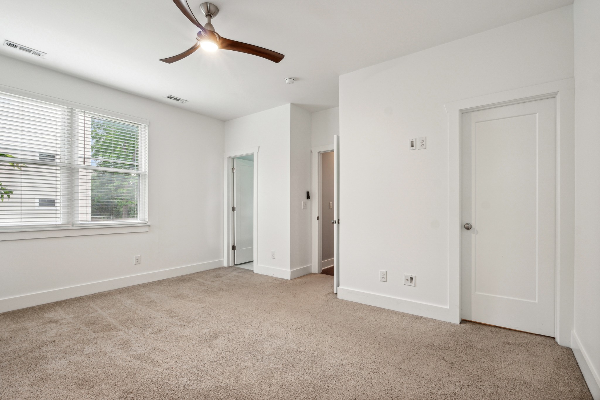 715 Tral St