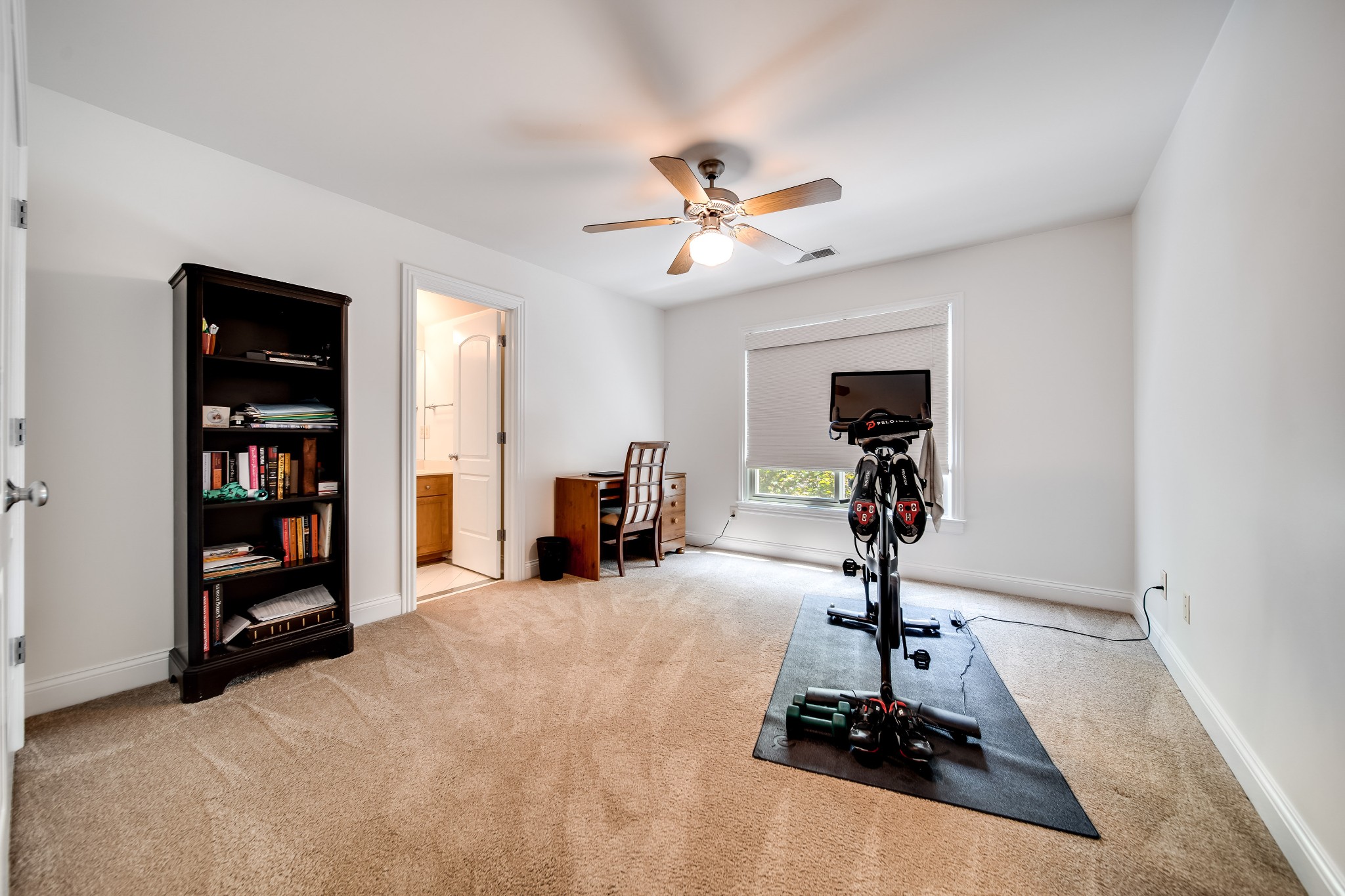 121 Glen Leven Way