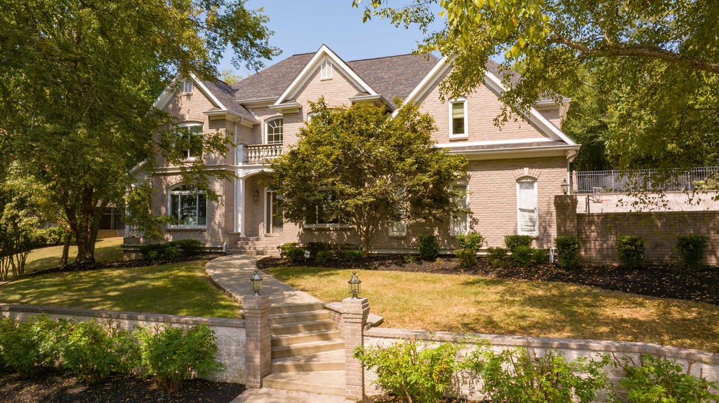 121 Glen Leven Way