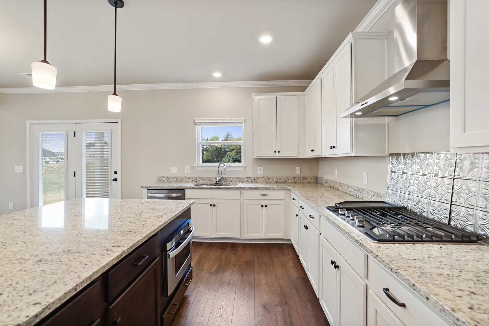 4574 Rockland Trl