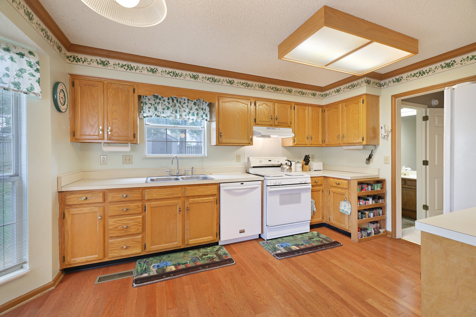 1112 Traceton Cir