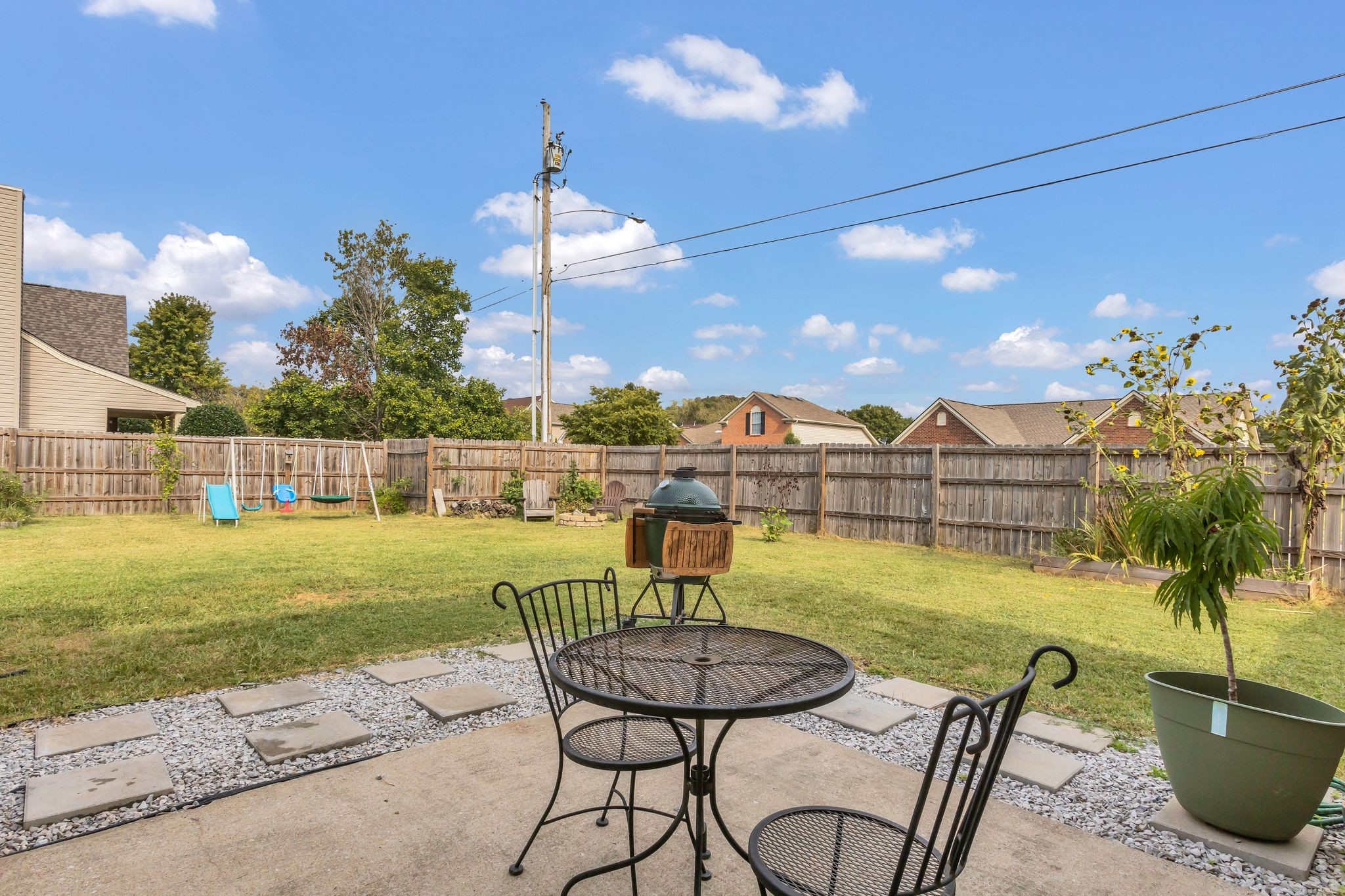 1040 Rambling Brook Rd