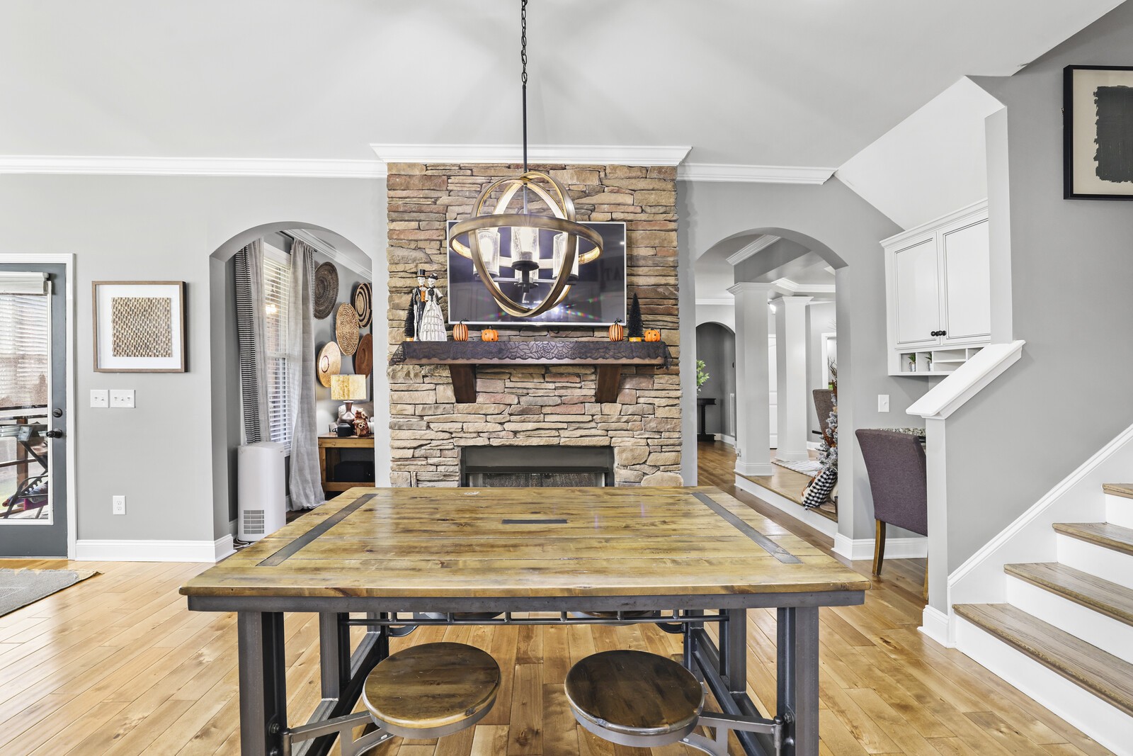 7005 Timber Cove Dr