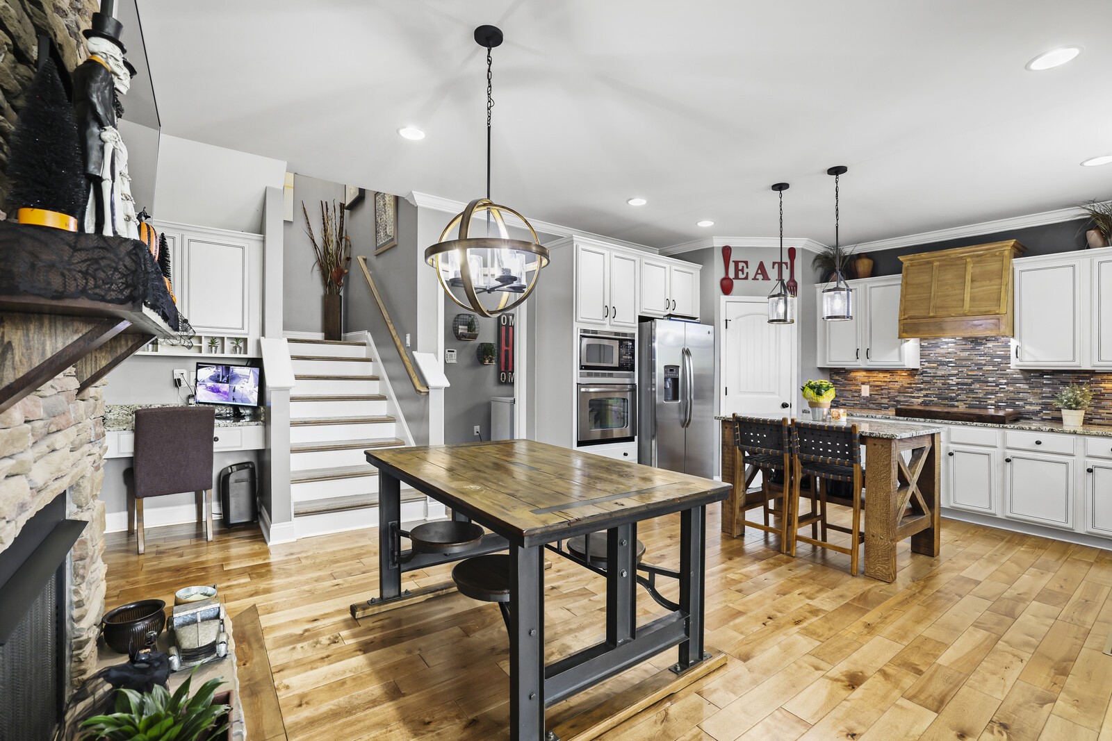 7005 Timber Cove Dr