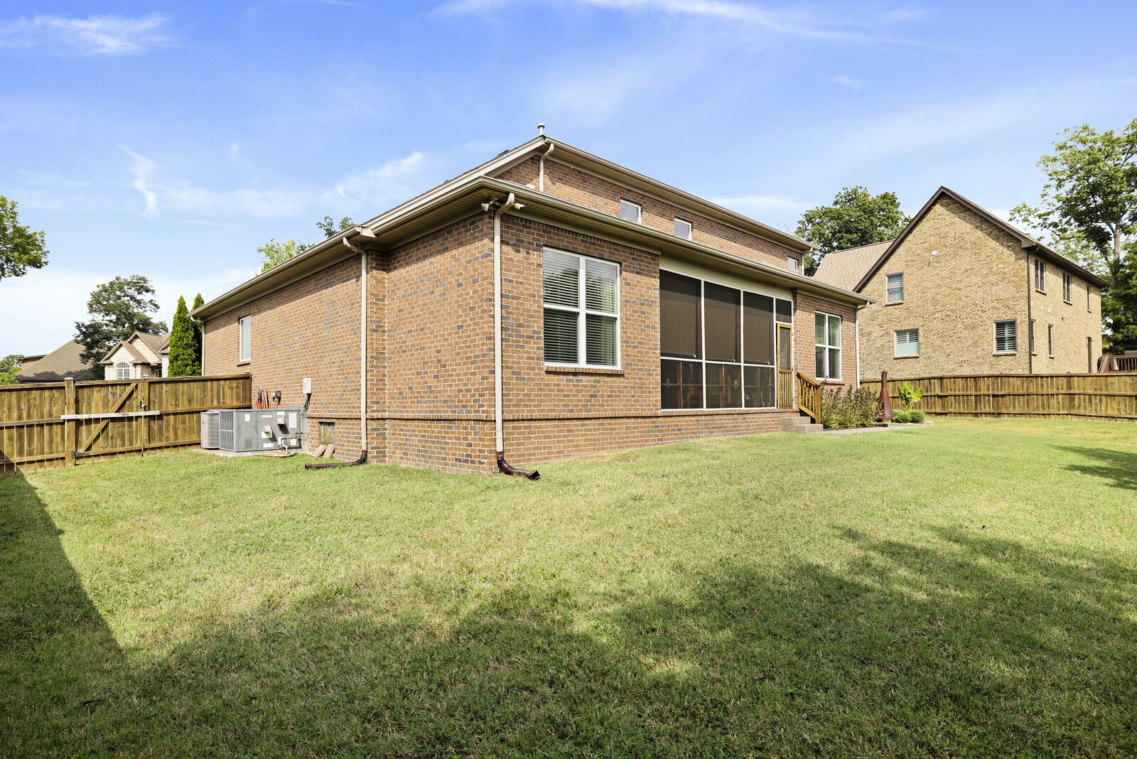 7005 Timber Cove Dr