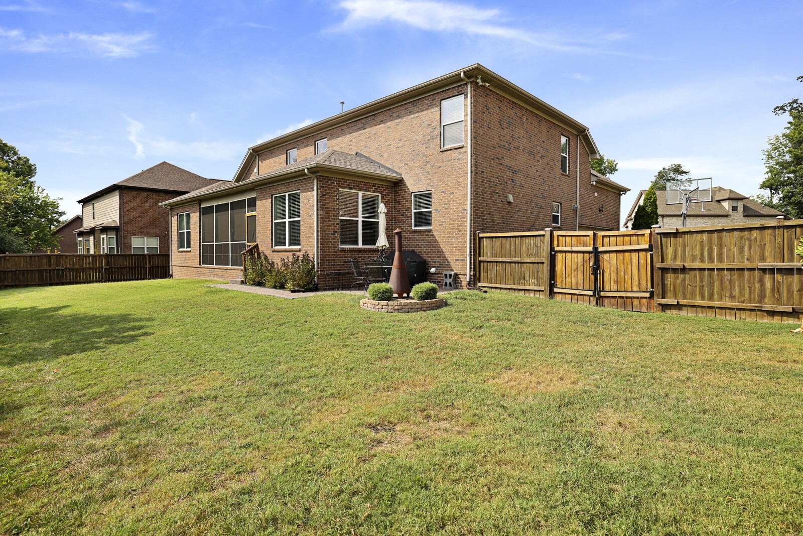 7005 Timber Cove Dr