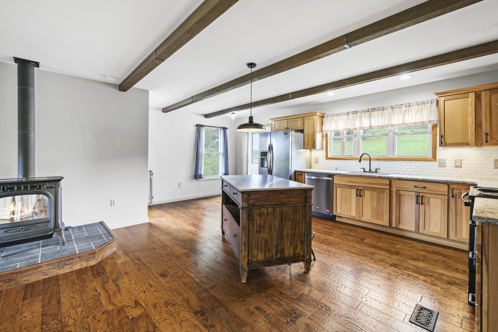 720 Salt Lick Creek Rd